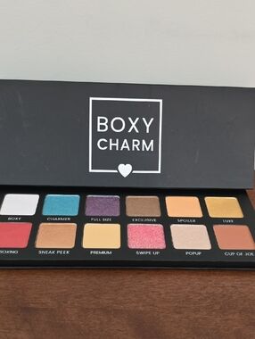 Eyeshadow Palette - Multi Color